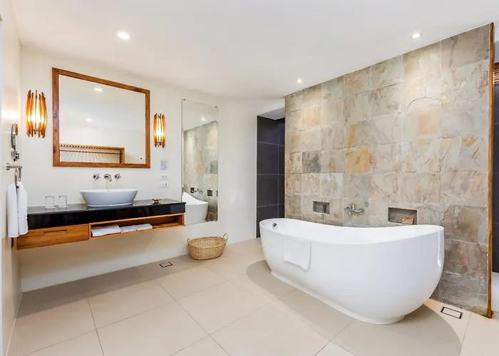 Bluewater Maribago 리조트 4*