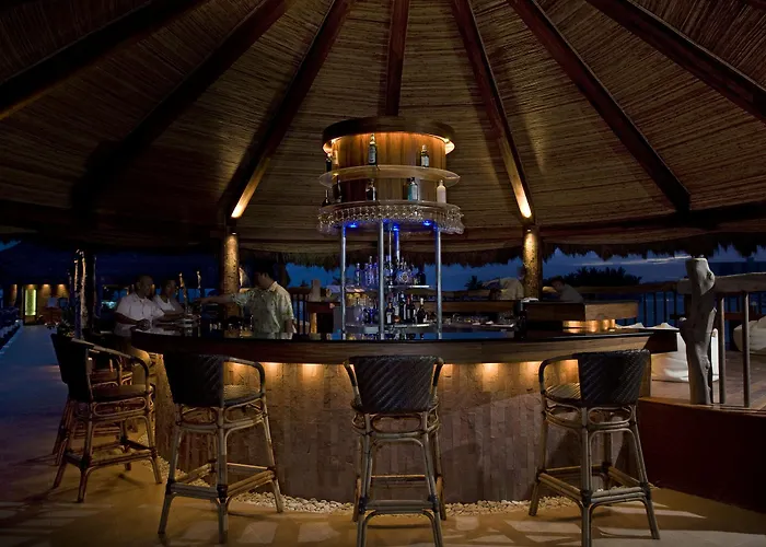 Bluewater Maribago 4*